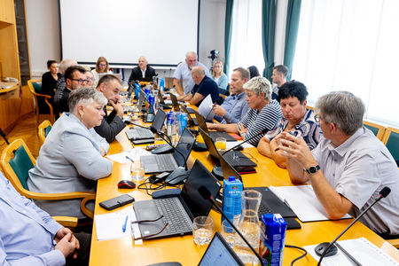 PIVKA SEJA OBČINSKEGA SVETA 8.10.2026 - Valter Leban-3750